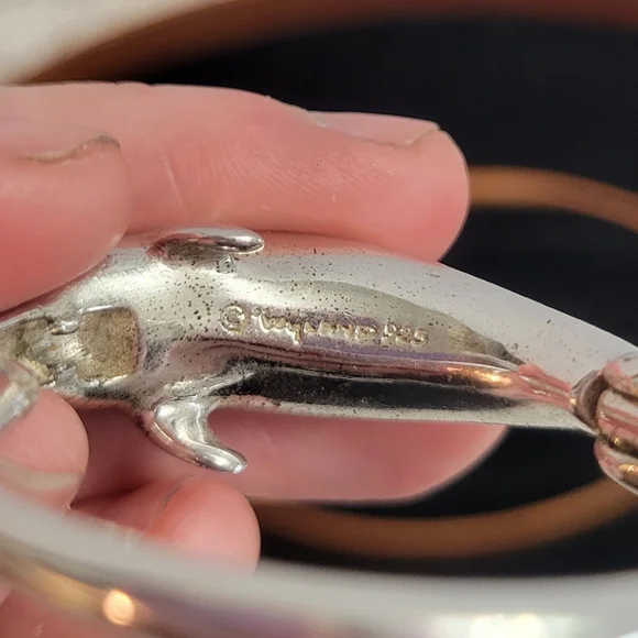 Wyland Foundation Vintage Sterling Silver Dolphin Bag Clasp/Charm - Picture 4 of 6